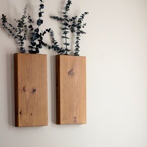 Wall pocket art. BRAND NEW. Set of 2